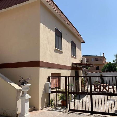 Domus Speranza Bed and Breakfast Φιουμιτσίνο Εξωτερικό φωτογραφία