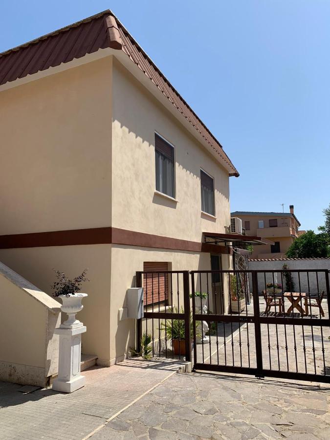 Domus Speranza Bed and Breakfast Φιουμιτσίνο Εξωτερικό φωτογραφία